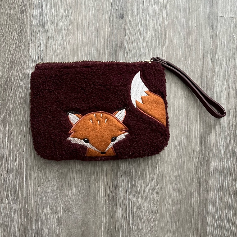 Fox Designed Faux Fur Burgundy & Orange Wristlet w/Strap